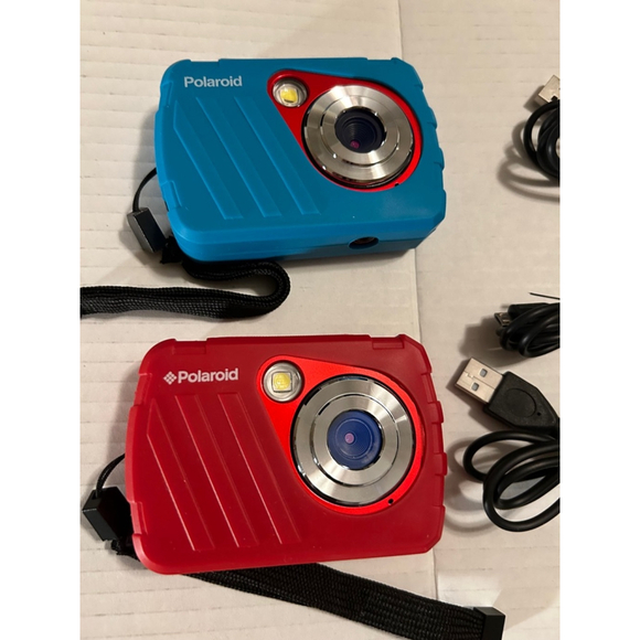 Polaroid IS048 Waterproof Instant Sharing 16 MP Digital Portable Handheld Action - Picture 3 of 14